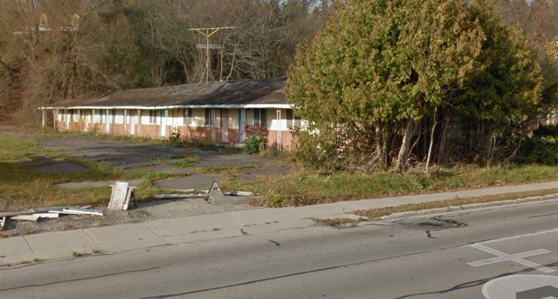 Riviera Motel - Street View (newer photo)